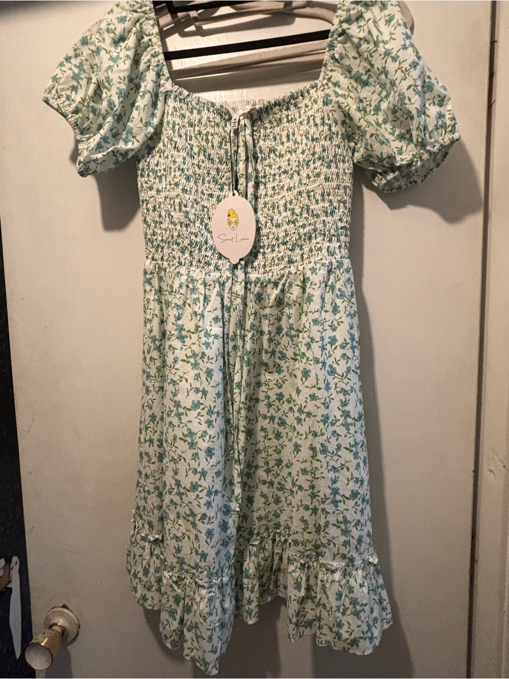 Women's Green Floral Smocked Dress — Medium
